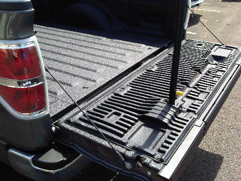 F-350 Superduty With Plastic Tailgate
